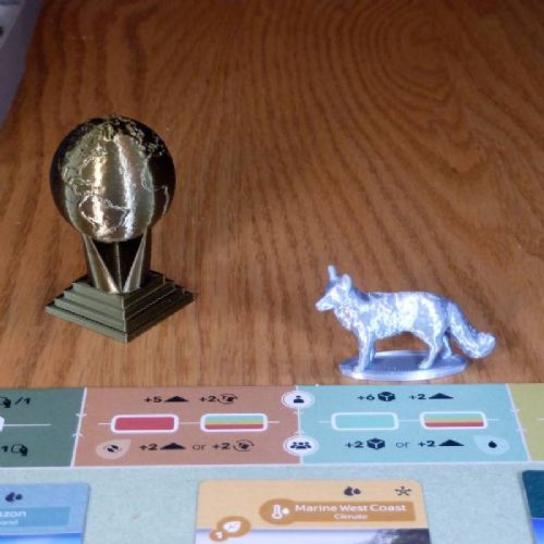 First and Active Player markers compatible with Earth (set of 2)